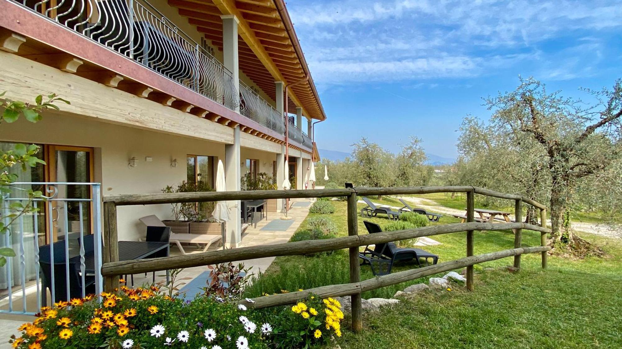 Agriturismo Fioralba Polpenazze del Garda Luaran gambar